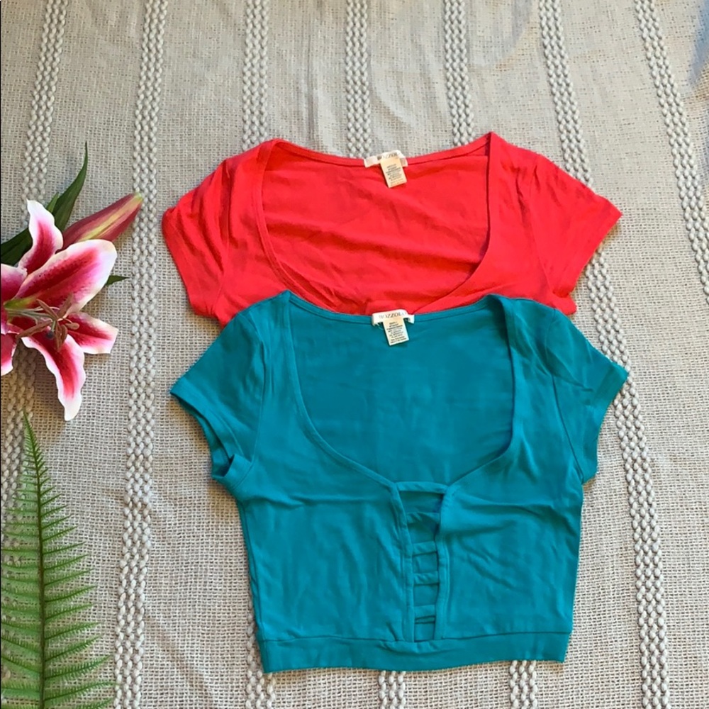 2/$10 Bozzolo (2 crop tops) 🎁